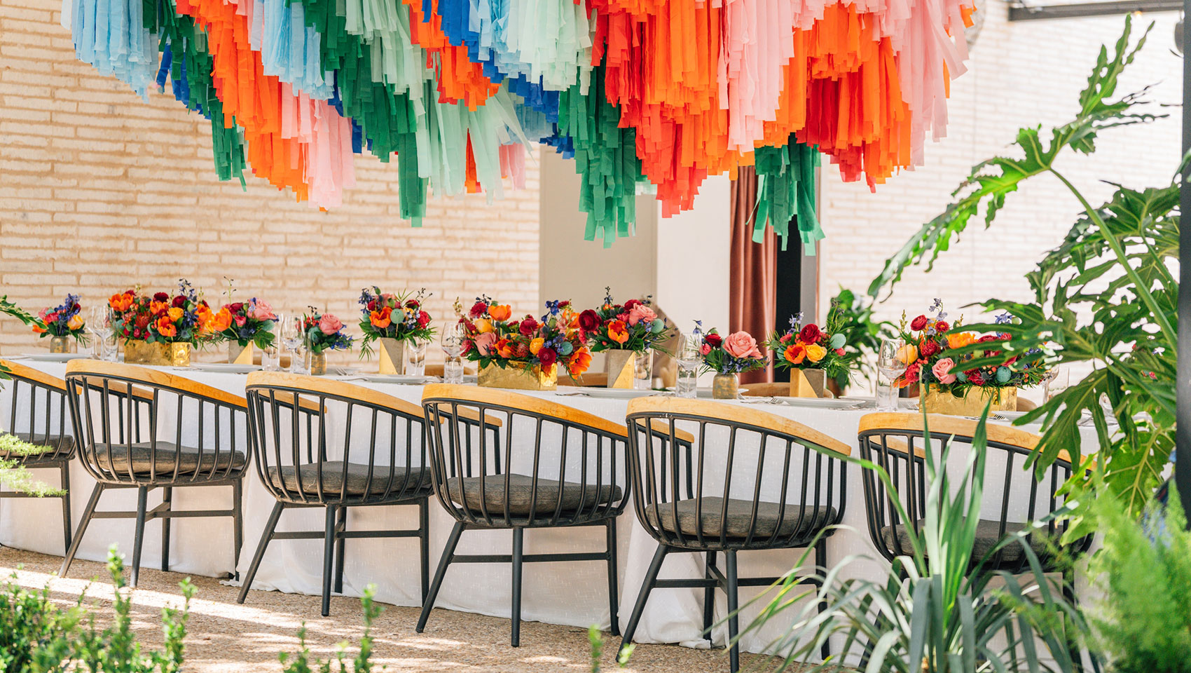 reception table decor