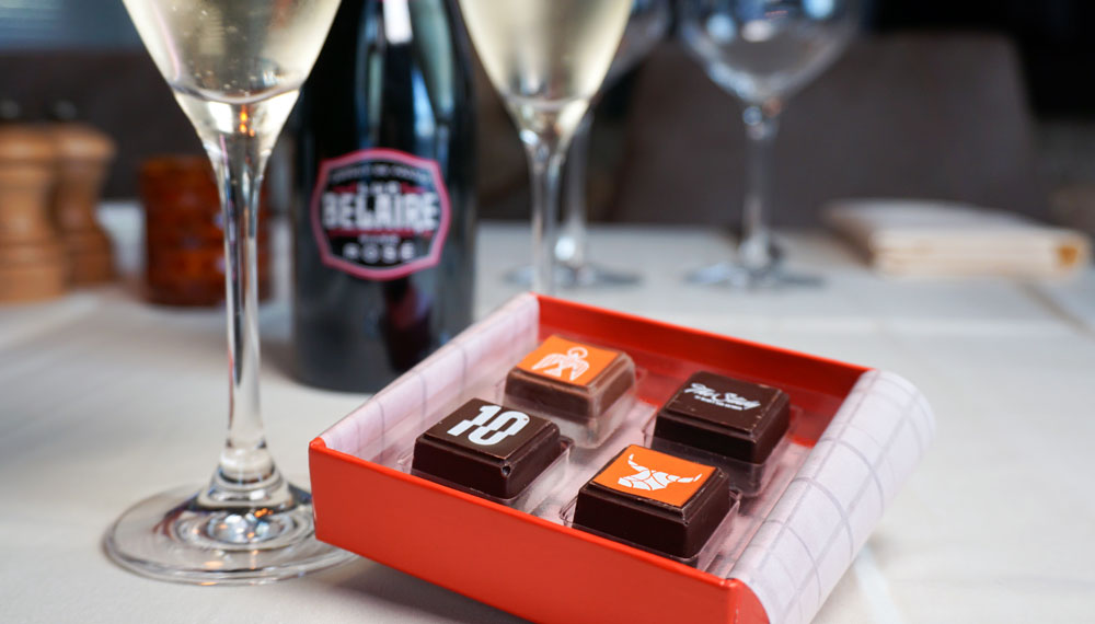 sparkling wine and chocolate truffles